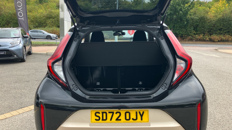 Toyota Aygo X 1.0 VVT-i Edge 5dr Petrol Hatchback